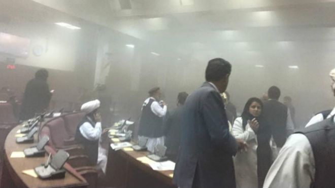 انفجار و تیراندازی در پارلمان افغانستان انفجار و تیراندازی در پارلمان افغانستان