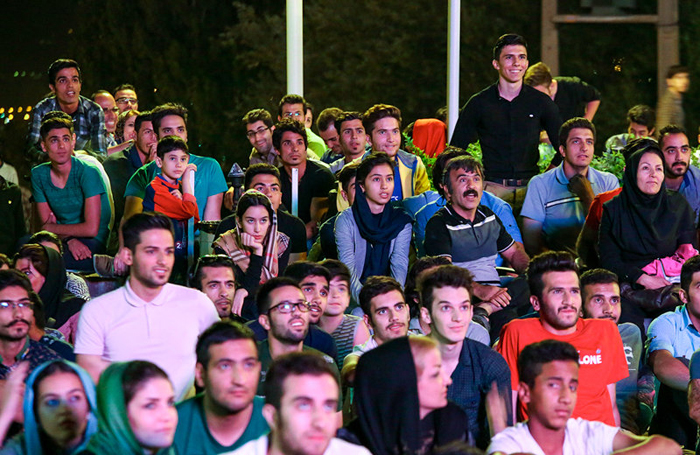 (تصاویر) حواشی شکست برابر لهستان (تصاویر) حواشی شکست برابر لهستان