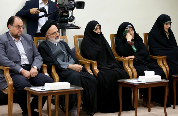 (تصاویر) دیدار هیات دولت و رهبرانقلاب (تصاویر) دیدار هیات دولت و رهبرانقلاب