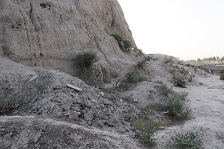 بنای خشتی ناشناخته تهران زیر خروارها خاک بنای خشتی ناشناخته تهران زیر خروارها خاک