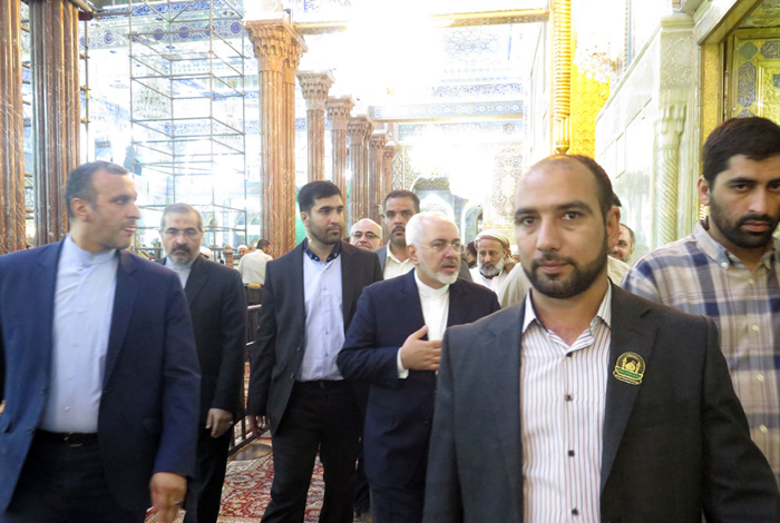 (تصاویر) زیارت ظریف در کربلا و نجف (تصاویر) زیارت ظریف در کربلا و نجف