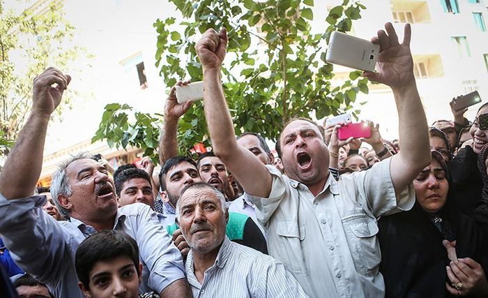 (تصاویر) بازسازی سرقت از طلافروشی خانی‌آباد