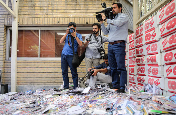 (تصاویر) انهدام 3میلیون سی‌دی‌ غیرمجاز
