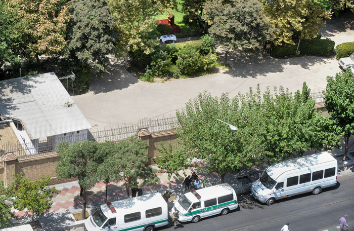 (تصاویر) بازگشایی سفارت انگلیس در تهران (تصاویر) بازگشایی سفارت انگلیس در تهران