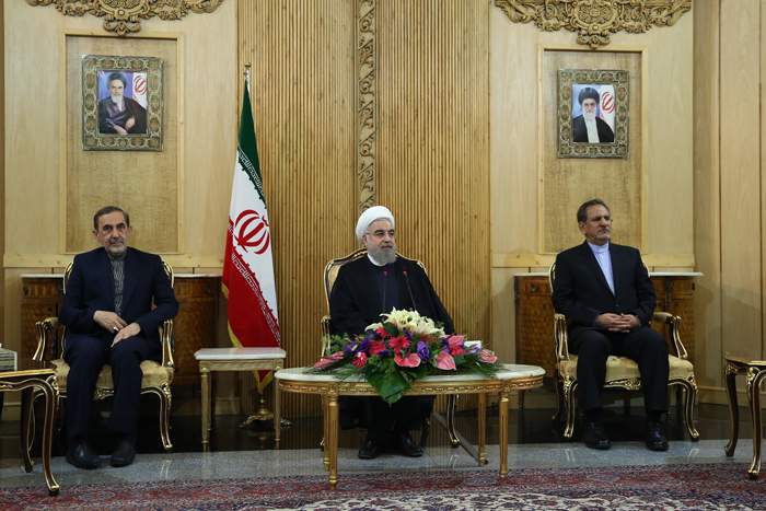 روحانی وارد تهران شد روحانی وارد تهران شد