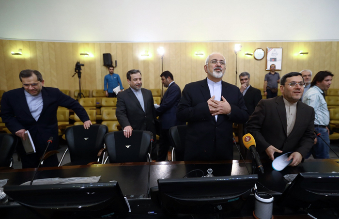 (تصاویر) ظریف در کمیسیون برجام مجلس (تصاویر) ظریف در کمیسیون برجام مجلس