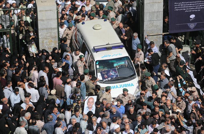 (تصاویر) تشییع جانباختگانمنا در تهران (تصاویر) تشییع جانباختگانمنا در تهران
