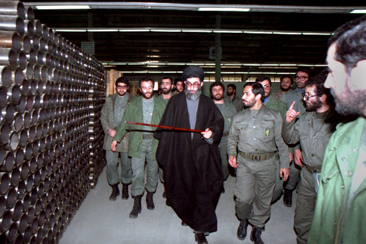 (تصاویر) دور اول ریاست جمهوری آیت‌الله‌خامنه‌ای