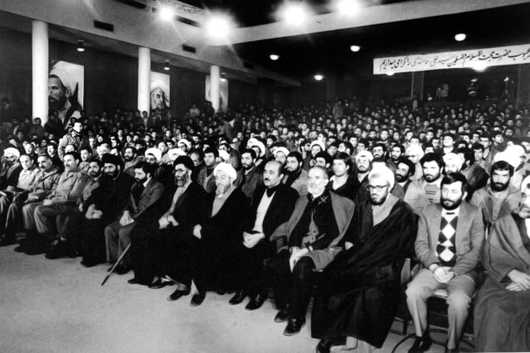 (تصاویر) دور اول ریاست جمهوری آیت‌الله‌خامنه‌ای