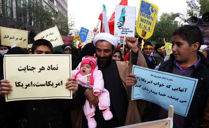 (تصاویر) راهپیمایی 13 آبان در تهران (تصاویر) راهپیمایی 13 آبان در تهران