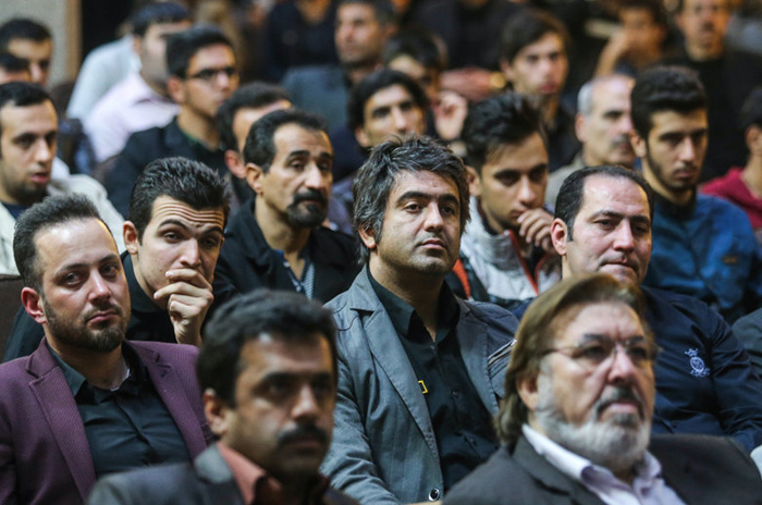 (تصاویر) اولین سالگرد مرتضی پاشایی (تصاویر) اولین سالگرد مرتضی پاشایی