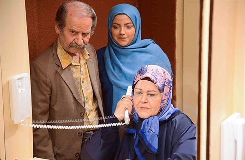 پشت صحنه «درحاشیه»؛ از درگیری زندانیان تا ورود یقه قرمزها