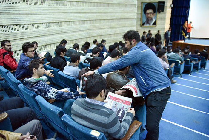 (تصاویر) تنش در جریان سخنرانی صادق خرازی (تصاویر) تنش در جریان سخنرانی صادق خرازی