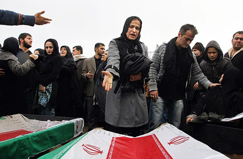 (تصاویر) تشییع زائران جانباخته اربعین (تصاویر) تشییع زائران جانباخته اربعین