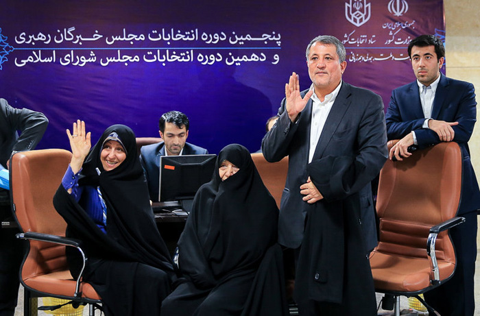 محسن و فاطمه هاشمی: یکی از ما کنار میرود محسن و فاطمه هاشمی: یکی از ما کنار میرود