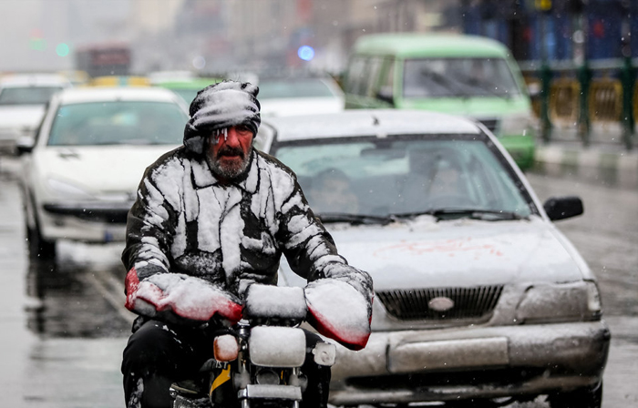 (تصاویر) برف و سرما در تهران (تصاویر) برف و سرما در تهران