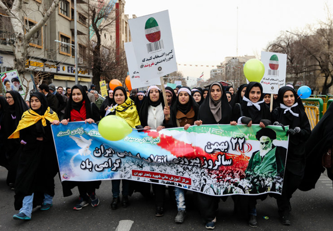 (تصاویر) راهپیمایی 22 بهمن در تهران (تصاویر) راهپیمایی 22 بهمن در تهران