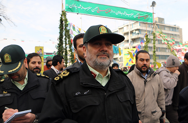 (تصاویر) شخصیتها و مقامات در راهپیمایی (تصاویر) شخصیتها و مقامات در راهپیمایی