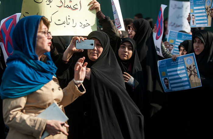 (تصاویر) تجمع دانشجویی در آستان توافق هستهای (تصاویر) تجمع دانشجویی در آستان توافق هستهای