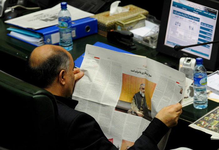 (تصاویر) متن و حواشی جلسه علنی مجلس