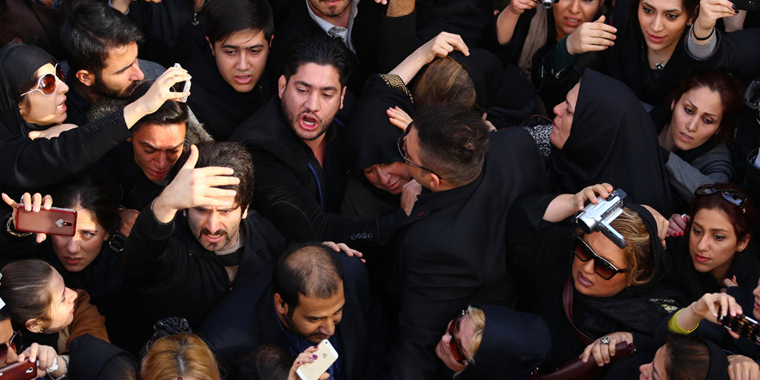 تشییع مرتضی پاشایی، تجمع علاقمندان مرتضی پاشایی، طبیعت زیبایی پاییزی، حریق طولانی در بازار و ... تشییع مرتضی پاشایی، تجمع علاقمندان مرتضی پاشایی، طبیعت زیبایی پاییزی، حریق طولانی در بازار و ...