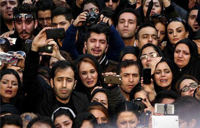 اشکهایی برای اشکهایی برای