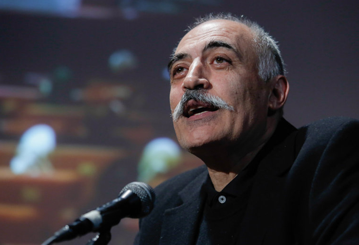 (تصاویر) عارف در رونماییِ کتاب محمد بهشتی (تصاویر) عارف در رونماییِ کتاب محمد بهشتی