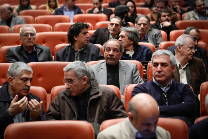 (تصاویر) عارف در رونماییِ کتاب محمد بهشتی (تصاویر) عارف در رونماییِ کتاب محمد بهشتی