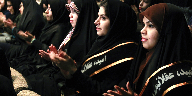 تقدیم بودجه به مجلس، فوتبال رسانه ورزش و دانشگاه شهید بهشتی، کار دانشجویی، بحران آب، تجمع بابانوئلها و ... تقدیم بودجه به مجلس، فوتبال رسانه ورزش و دانشگاه شهید بهشتی، کار دانشجویی، بحران آب، تجمع بابانوئلها و ...