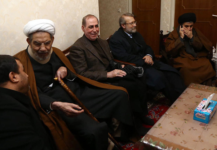 (تصاویر) عیادت لاریجانی از حجتالاسلام حسنی (تصاویر) عیادت لاریجانی از حجتالاسلام حسنی