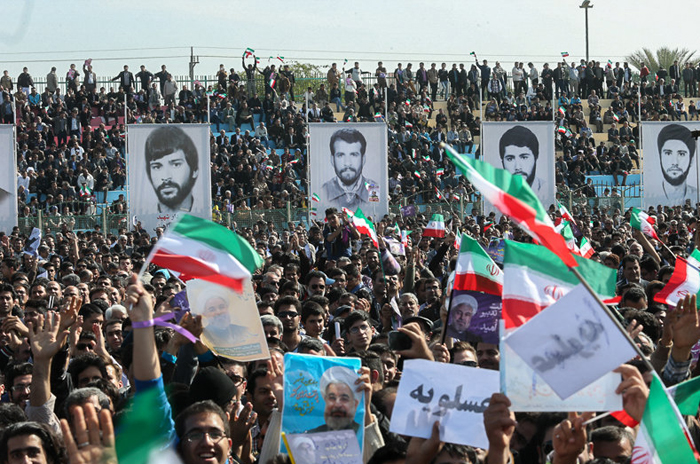 (تصاویر) استقبال از روحانی در بوشهر (تصاویر) استقبال از روحانی در بوشهر