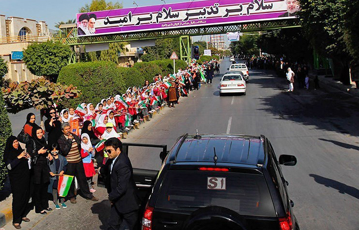 (تصاویر) استقبال از روحانی در بوشهر (تصاویر) استقبال از روحانی در بوشهر