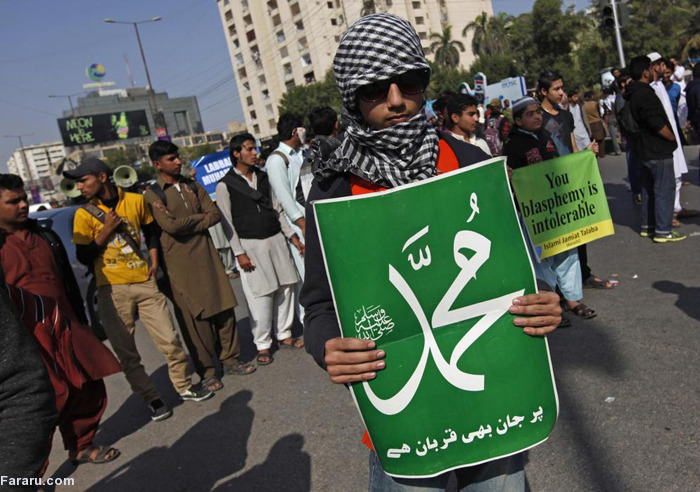 (تصاویر) درگیری پلیس پاکستان و معترضان شارلی (تصاویر) درگیری پلیس پاکستان و معترضان شارلی