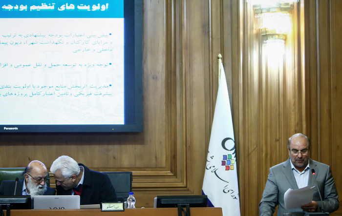 (تصاویر) قالیباف بودجه را تحویل چمران داد