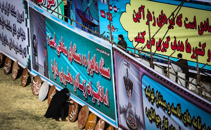 (تصاویر) تحویل داوطلبانه ماهواره در شیراز (تصاویر) تحویل داوطلبانه ماهواره در شیراز
