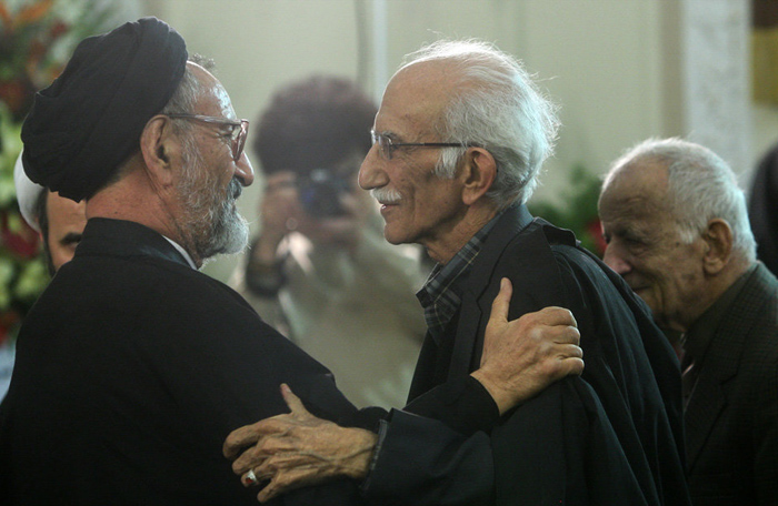 (تصاویر) بزرگداشت غلامحسین امیر خانی (تصاویر) بزرگداشت غلامحسین امیر خانی