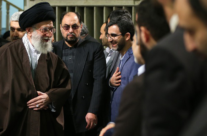 (تصاویر) بازدید رهبرانقلاب از دستاوردهای نانو (تصاویر) بازدید رهبرانقلاب از دستاوردهای نانو