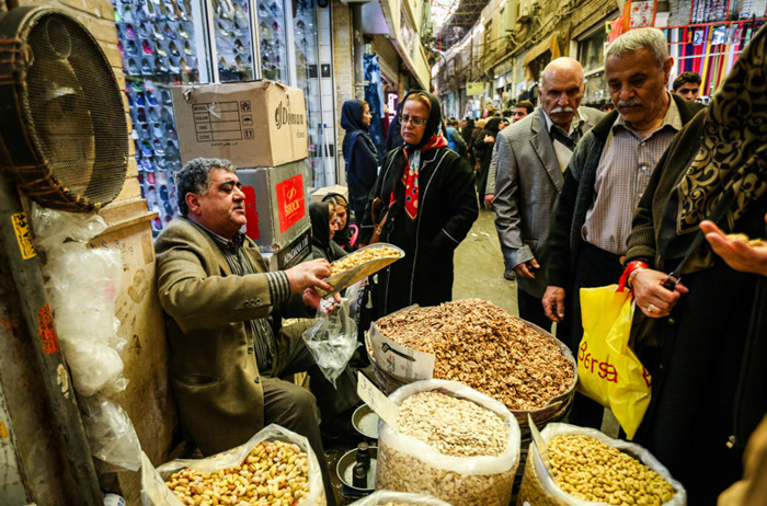 (تصاویر) جنب و جوش در بازار تهران (تصاویر) جنب و جوش در بازار تهران