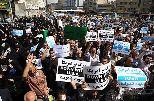 (تصاویر) مجروحان یمنی در راهپیمایی تهران (تصاویر) مجروحان یمنی در راهپیمایی تهران