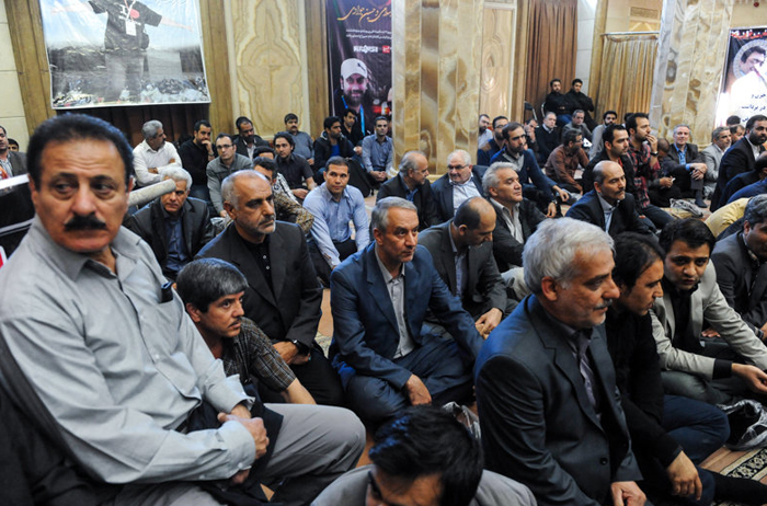 (تصاویر) چهرهها در ختم دو خبرنگار ورزشی (تصاویر) چهرهها در ختم دو خبرنگار ورزشی