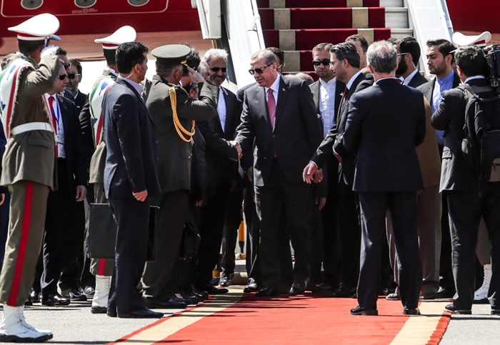 (تصاویر) اردوغان وارد تهران شد