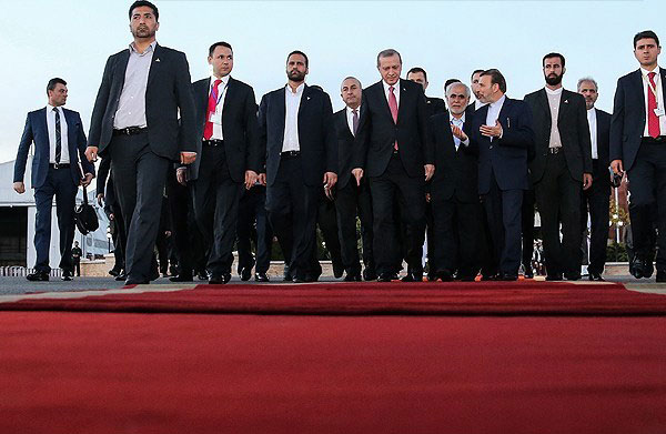 سفر اردوغان به تهران پایان یافت سفر اردوغان به تهران پایان یافت
