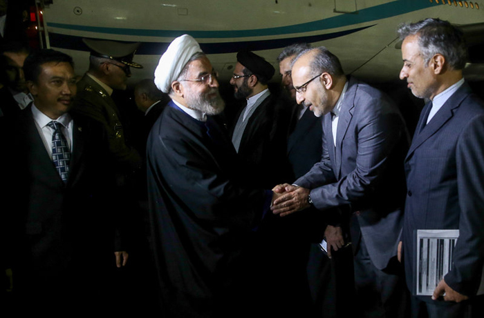 (تصاویر) سفر روحانی به اندونزی (تصاویر) سفر روحانی به اندونزی