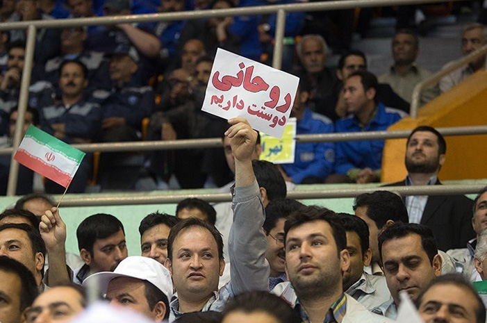 (تصاویر) روحانی در جمع کارگران (تصاویر) روحانی در جمع کارگران