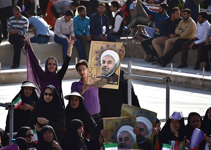 (تصاویر) سفر روحانی به شیراز (تصاویر) سفر روحانی به شیراز