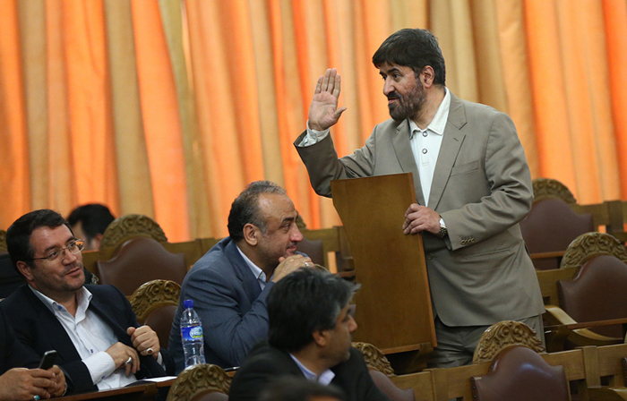 (تصاویر) سردارسلیمانی در فراکسیون رهروان (تصاویر) سردارسلیمانی در فراکسیون رهروان