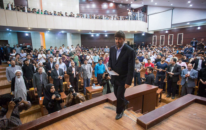 (تصاویر) سخنرانی علی مطهری در مشهد (تصاویر) سخنرانی علی مطهری در مشهد