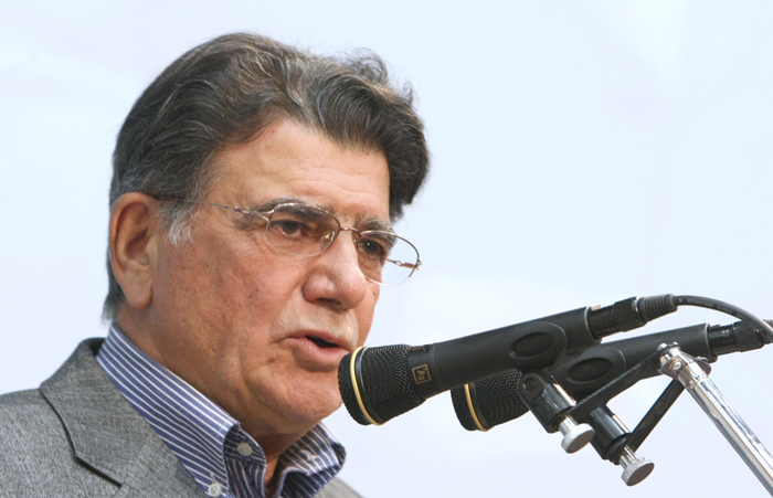 (تصاویر) شجریان در همایش دانشگاه آزاد (تصاویر) شجریان در همایش دانشگاه آزاد
