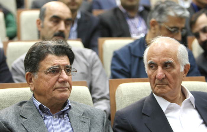 (تصاویر) شجریان در همایش دانشگاه آزاد (تصاویر) شجریان در همایش دانشگاه آزاد