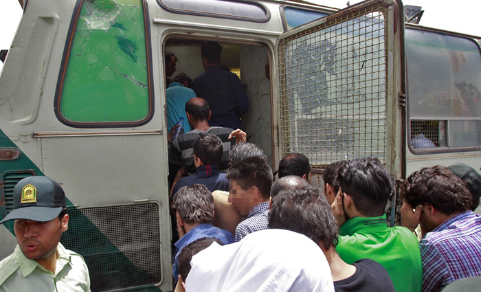 (تصاویر) جمعآوری مواد فروشان تهران (تصاویر) جمعآوری مواد فروشان تهران